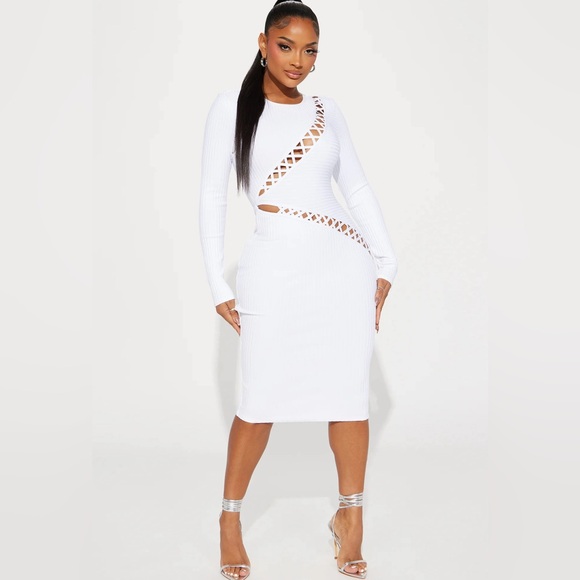 Fashion Nova Candice Bandage Midi Dress-Size XSmall NWT 🤍🤍 - Picture 2 of 6